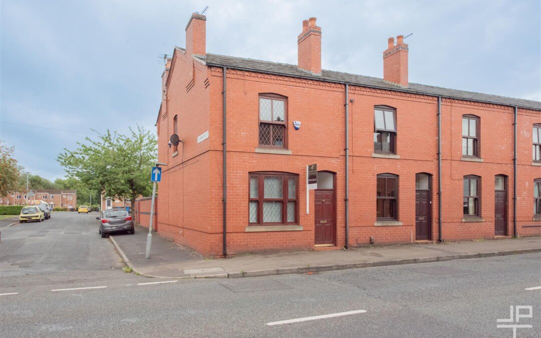 Firs Lane, Leigh, Greater Manchester, WN7 4SA