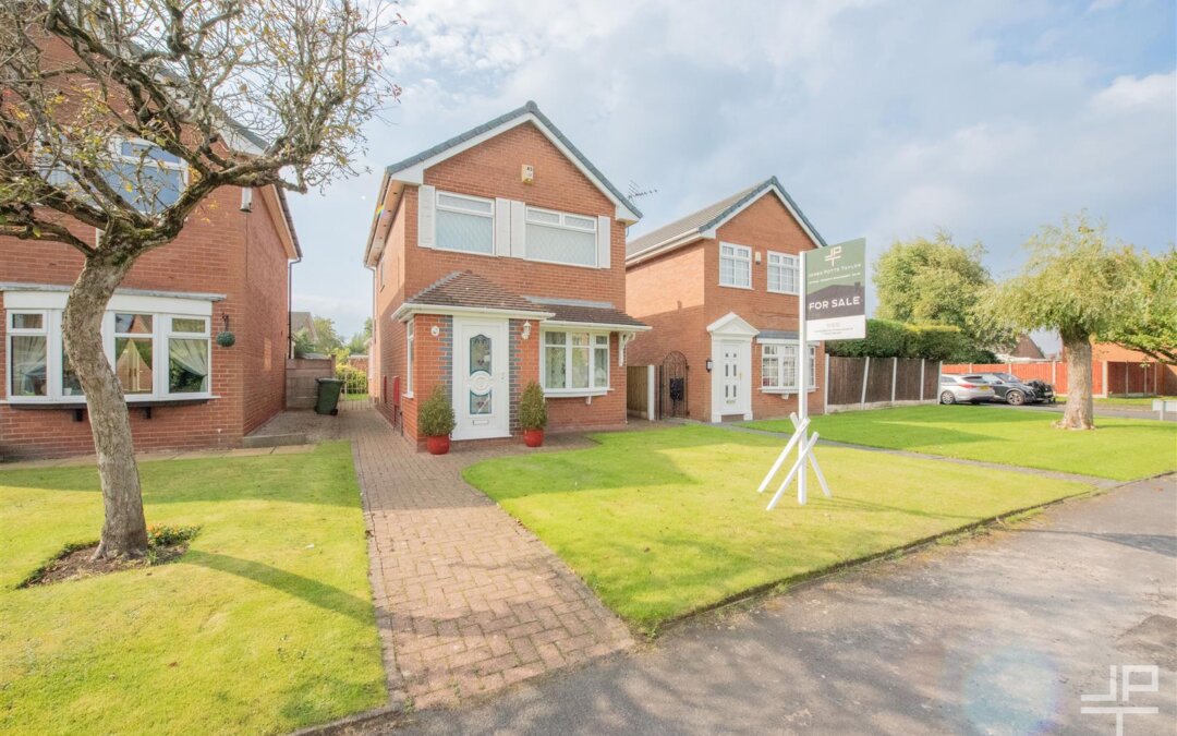 Garton Drive, Lowton, Warrington, WA3 2LH