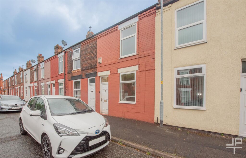 Fairclough Avenue, Warrington, WA1 2JS