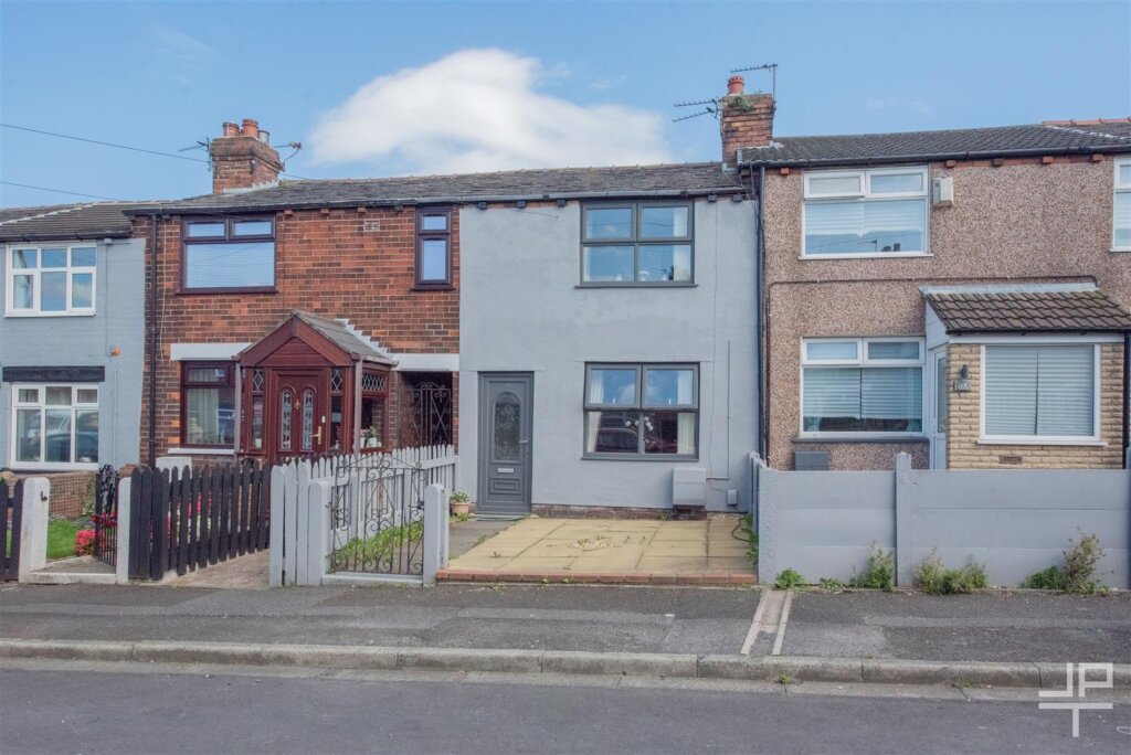 Yewtree Avenue, St. Helens, WA9 3XA