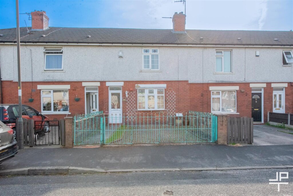 Lilac Avenue, Leigh, WN7 5QT