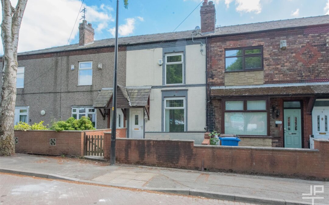 Templeton Road, Platt Bridge, Wigan, WN2 5PB