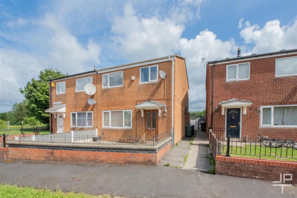 Ferndale Walk, Leigh, Greater Manchester, WN7 4XF