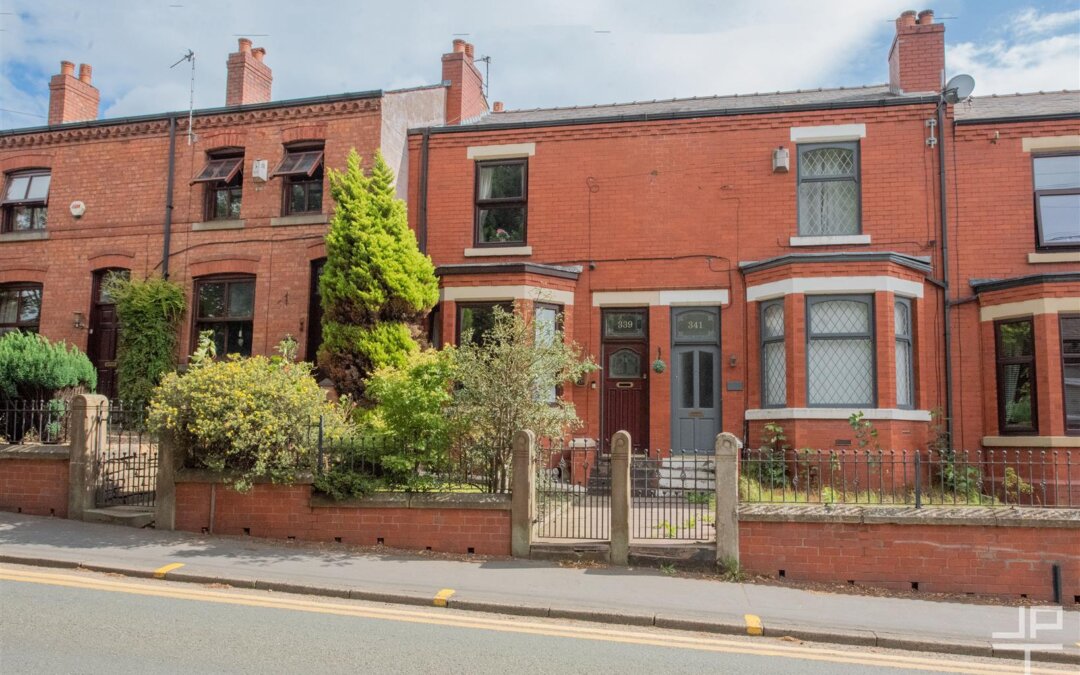 Warrington Road, Abram, Wigan, Greater Manchester, WN2 5RJ