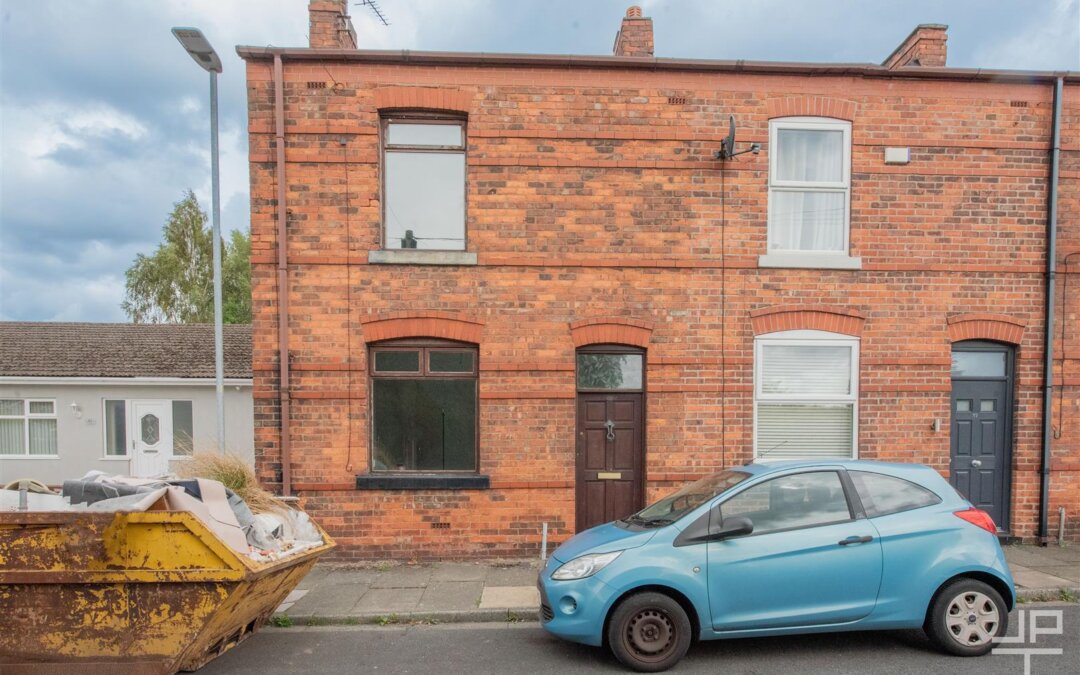 Wall Street, Wigan, WN6 7NB