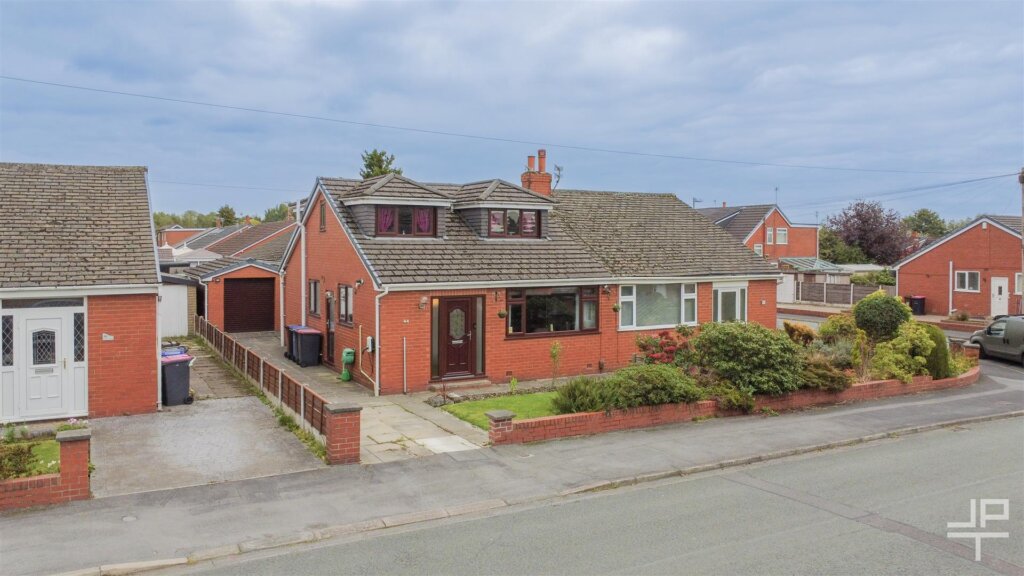 Harbourne Avenue, Worsley, Manchester, M28 7UD