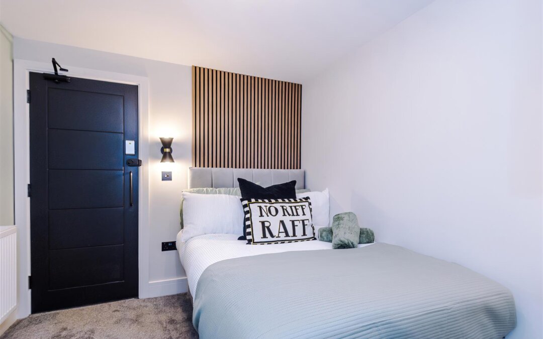 Lovely Lane, Warrington, Cheshire, WA5 1TZ