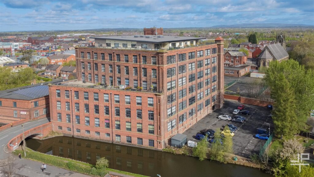 Mather Lane, Leigh, Greater Manchester, WN7 2FR