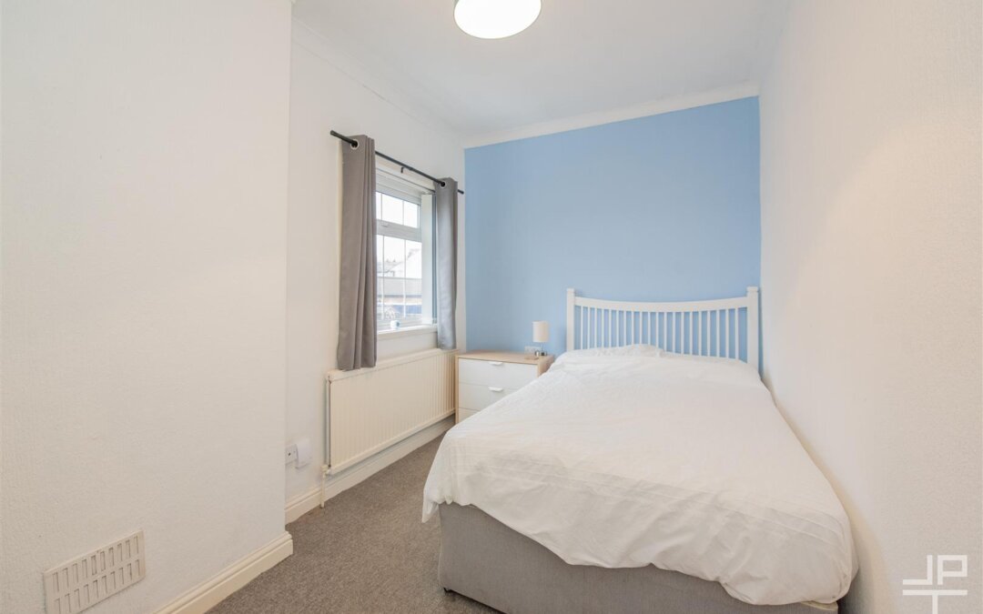 Room 4, Atherton, Manchester