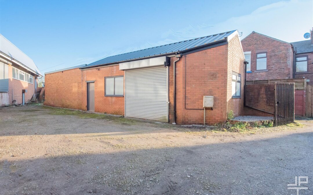 Bolton Road, Atherton, Manchester, M46 9LF