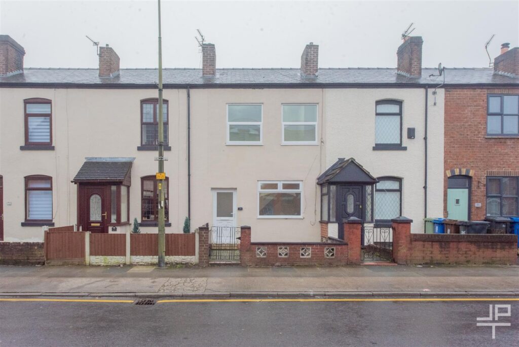 Heath Street, Golborne, Warrington, WA3 3DL