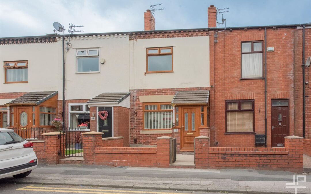 Morris Green Lane, Bolton, Manchester, BL3 3LS