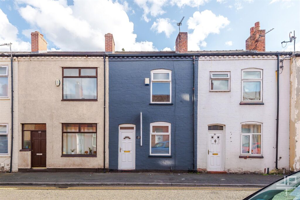 Platt Street, Leigh, WN7 1NA