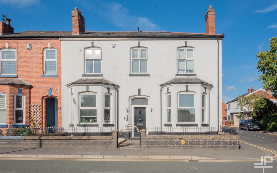 Cross Lane, Newton-Le-Willows