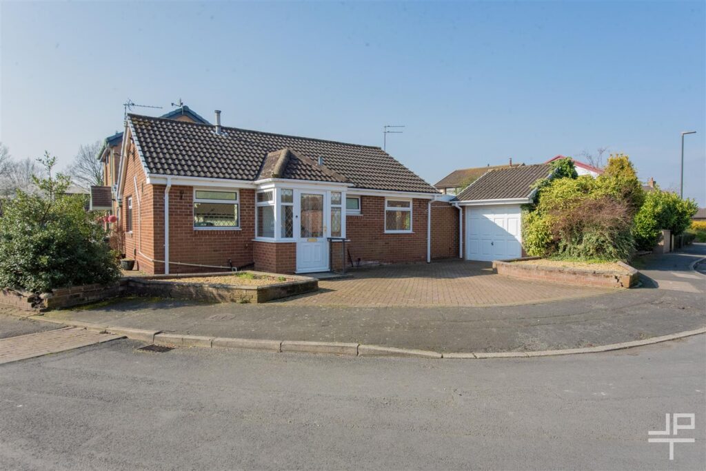 Elmridge, Leigh, Greater Manchester, WN7 1HN