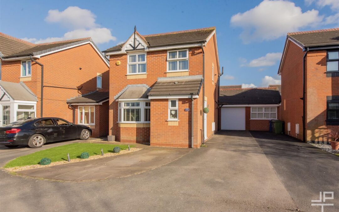 Walkers Drive, Leigh, Greater Manchester, WN7 2JP