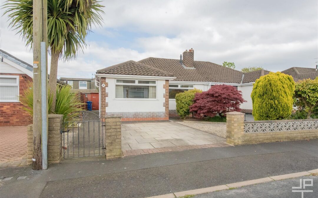 Chestnut Grove, Hindley Green, Wigan, WN2 4QJ