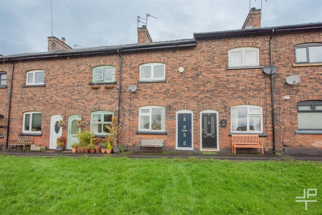 Bowling Green Row, Atherton, Manchester, M46 0PR
