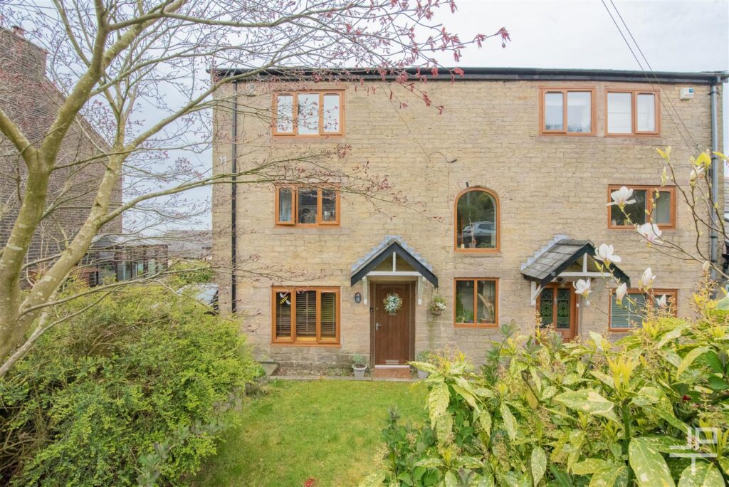 Bottom O Th Moor, Horwich, Bolton, BL6 6QF