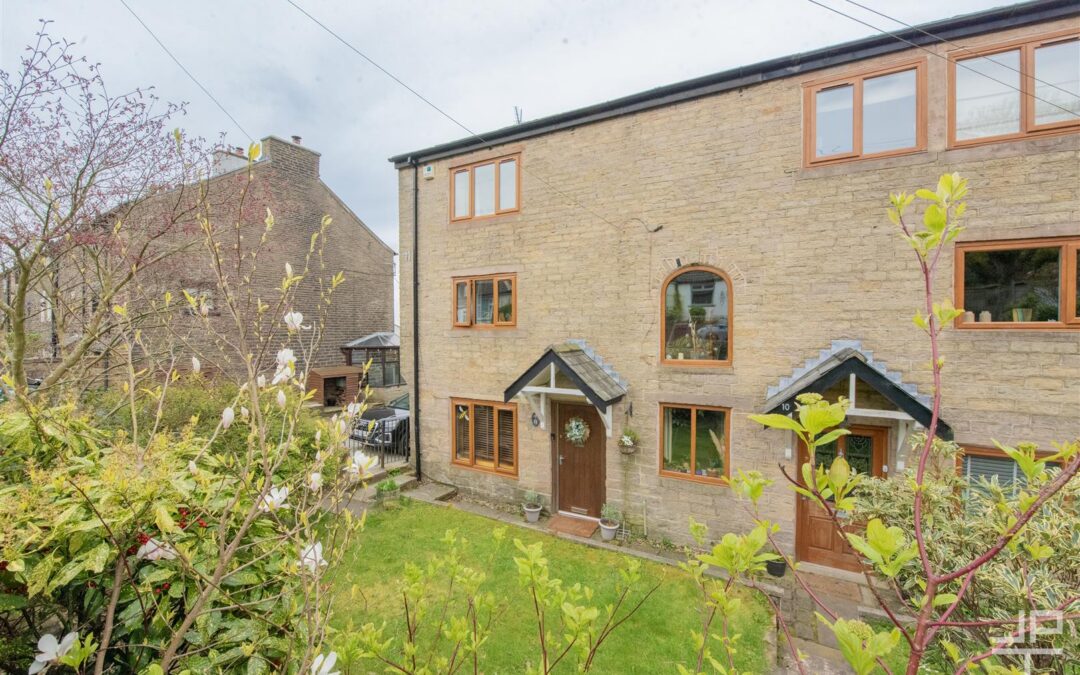 Bottom O Th Moor, Horwich, Bolton, BL6 6QF