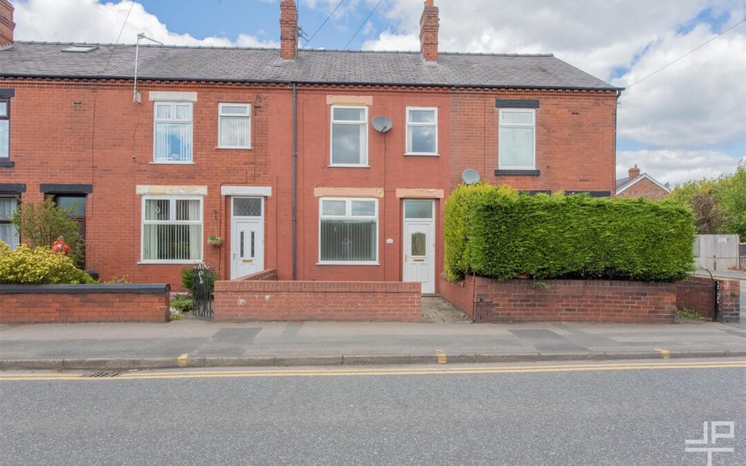St. Helens Road, Leigh, WN7 3QG