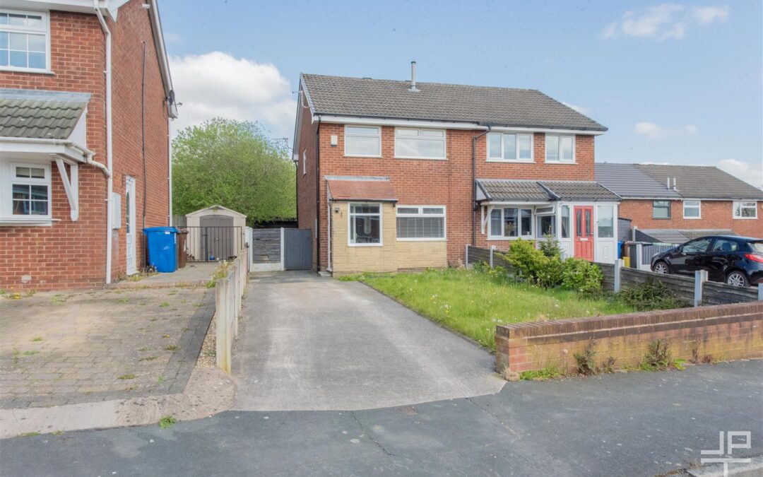 Abbey Lane, Leigh, Greater Manchester, WN7 5NU