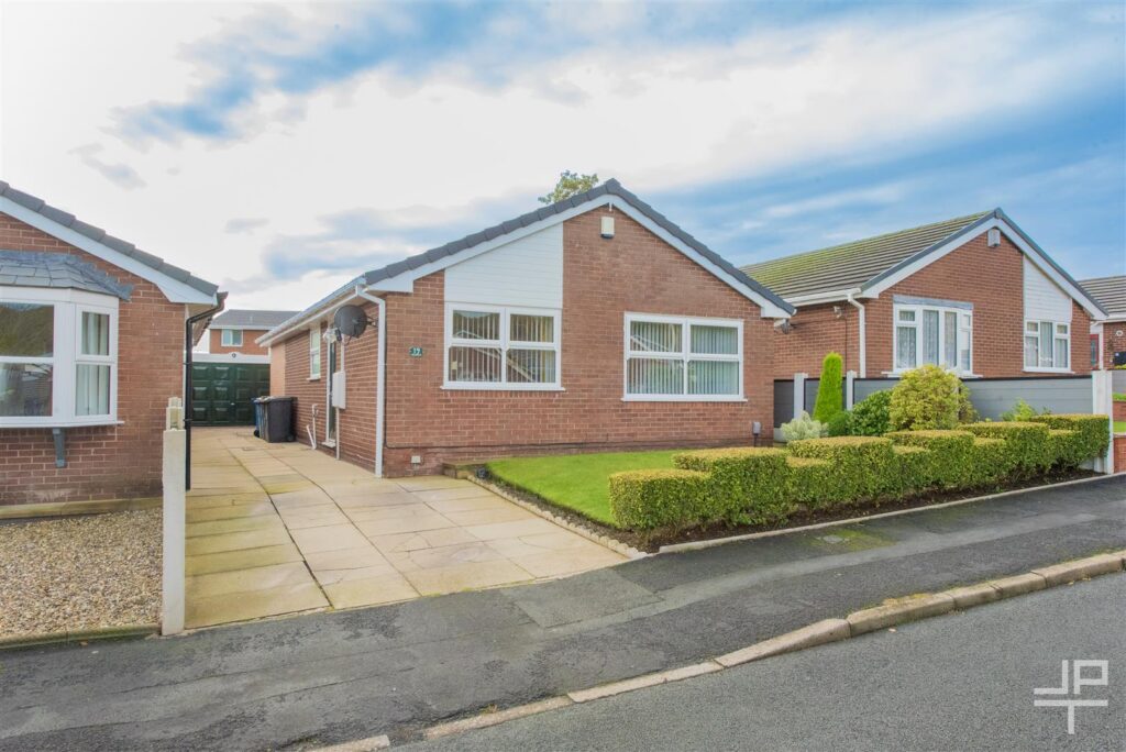 Millbrook Avenue, Atherton, Manchester, M46 9LL