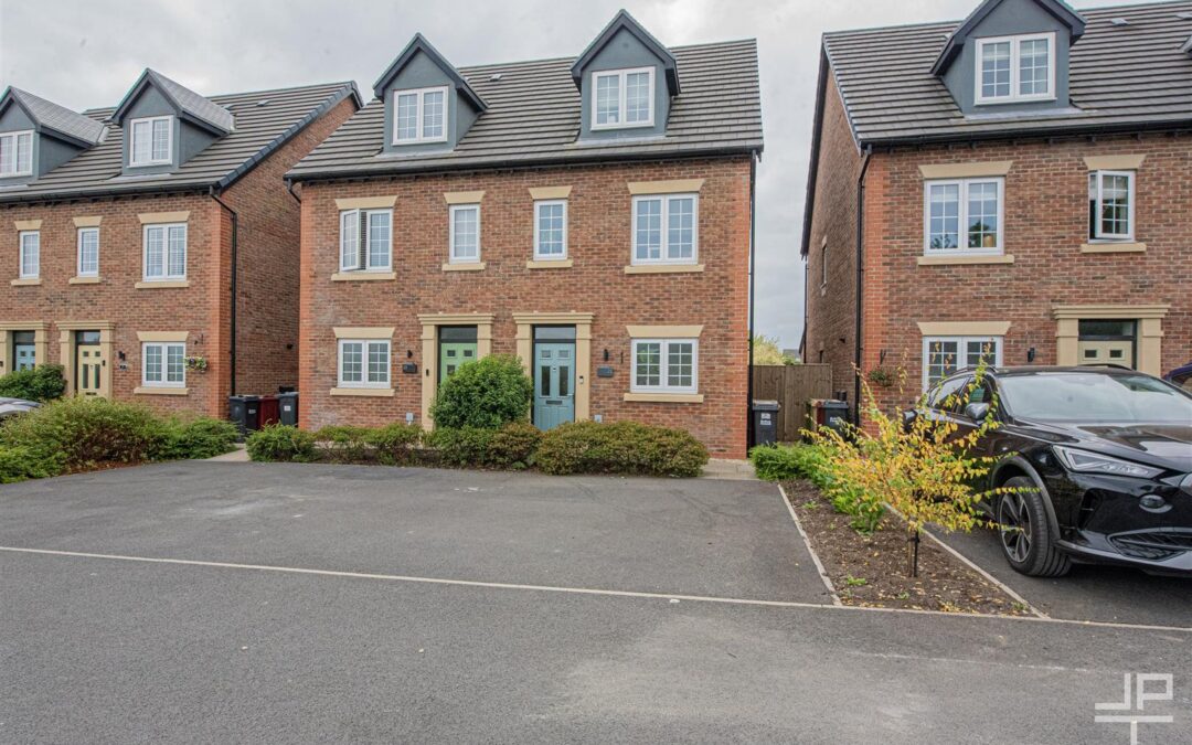 Watergate Close, Westhoughton, BL5 3JJ