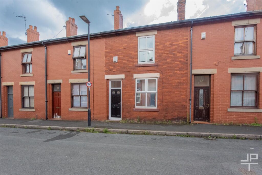 Clifford Street, Leigh