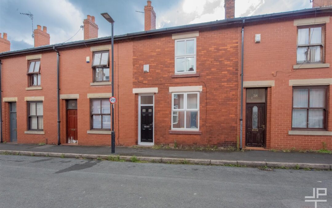 Clifford Street, Leigh