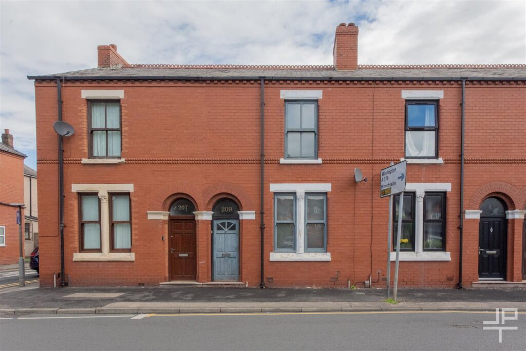 Chapel Street, Leigh, Greater Manchester, WN7 2AP