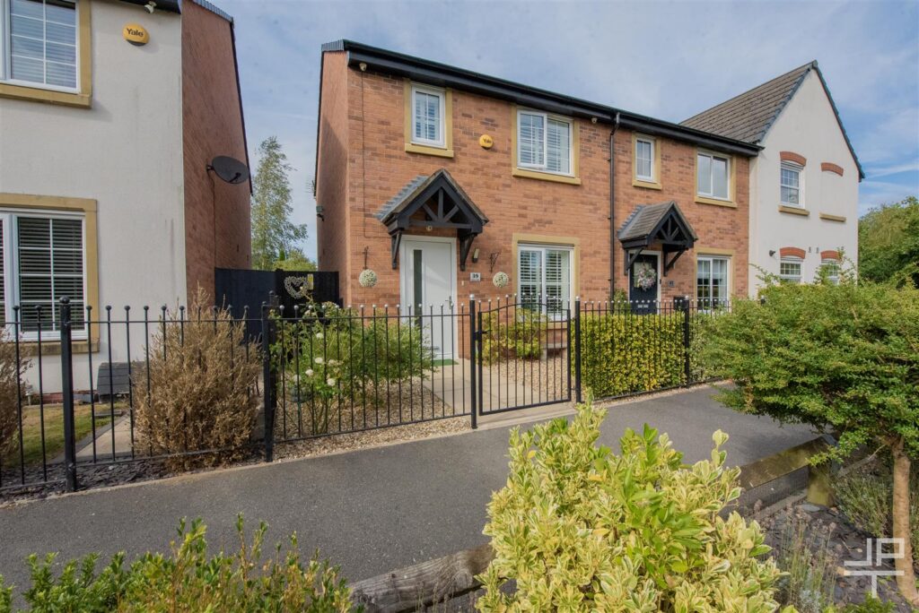 Ackers Fold, Leigh. Greater Manchester, WN7 4BQ