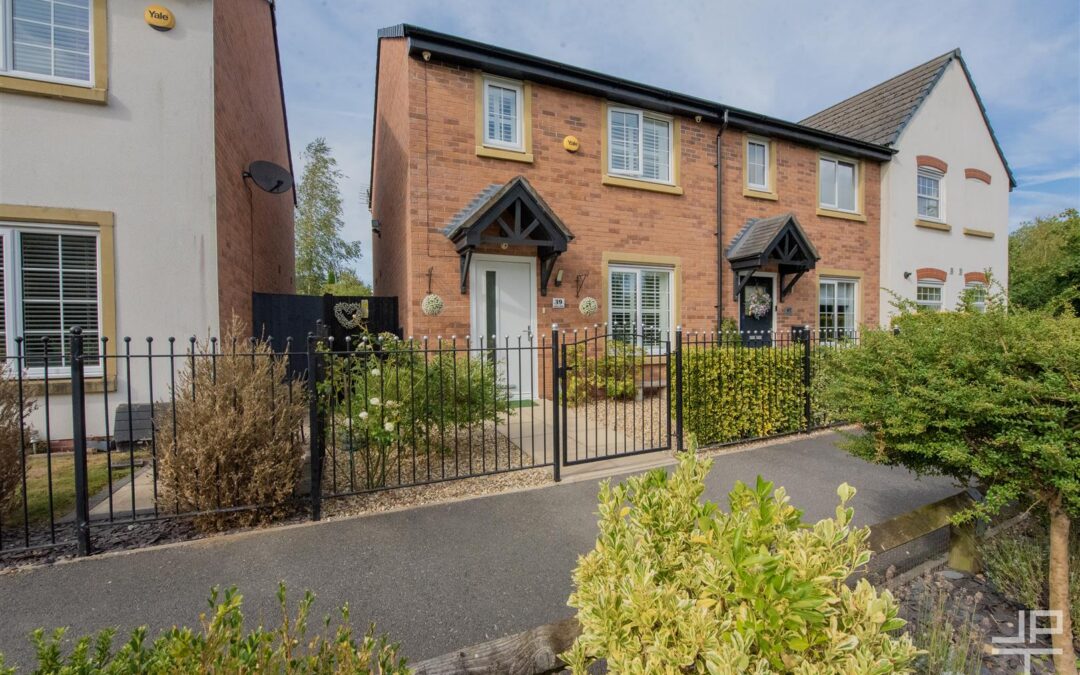Ackers Fold, Leigh. Greater Manchester, WN7 4BQ
