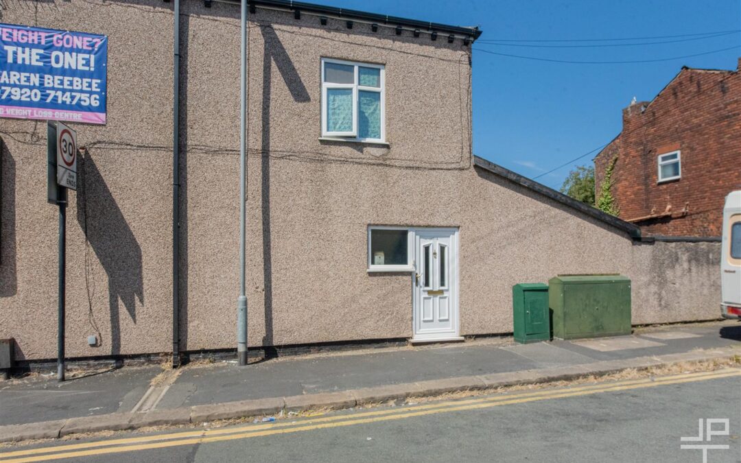 Atherton Road, Hindley, Wigan, WN2 3EE