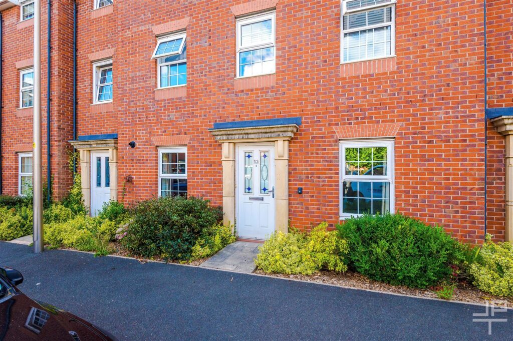 Brentwood Grove, Leigh, WN7 1UG