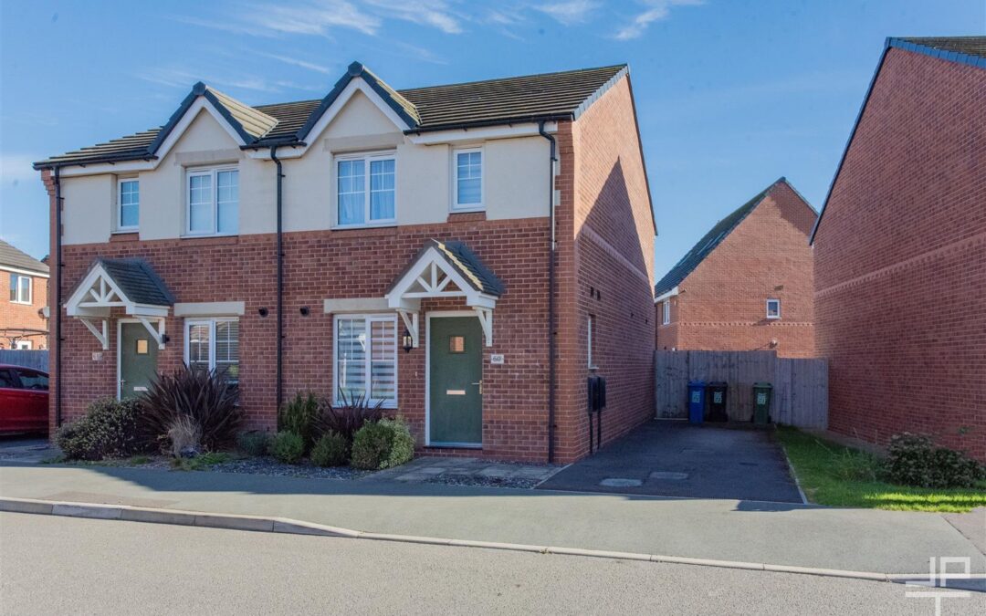 Farm Croft Drive, Golborne, Warrington, WA3 3YJ