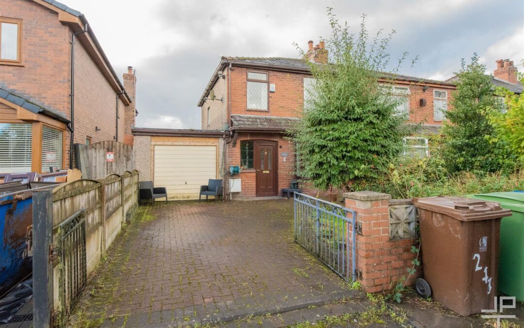 Crankwood Road, Abram, Wigan, WN2 5YB
